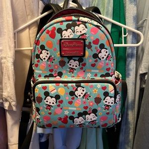 Disney parks lounge fly Mickey and Minnie balloons and churro’s